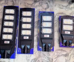 Lampadaire Solaire 200W
